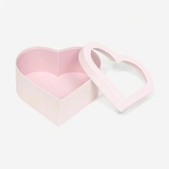 Коробка для сладостей с окном "Сердце" 28,5х26,3х13 см 10541961
